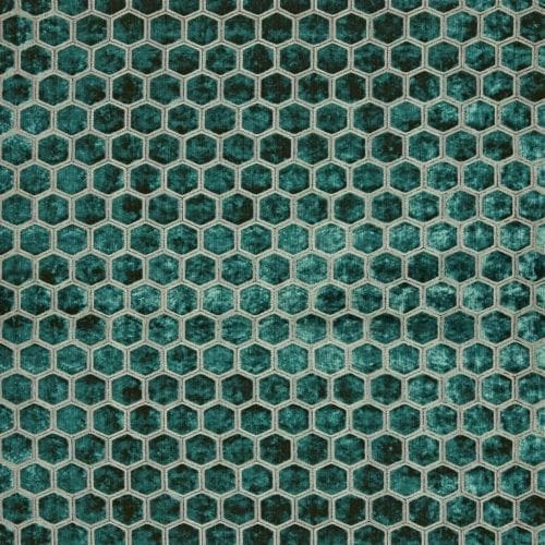 Meubelstof met fluwelen zeshoeken Manipur azure van Designers Guild