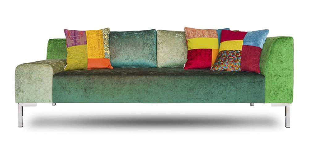 ton sur ton bank in groene tinten met patchwork